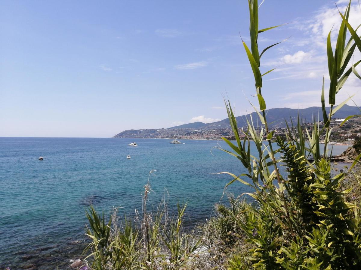 Villaggio Turistico La Vesca Sanremo Exterior photo